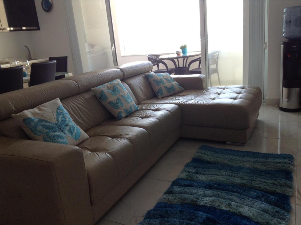 Seafront Apartment With Pool Сейнт Полс Бей Екстериор снимка